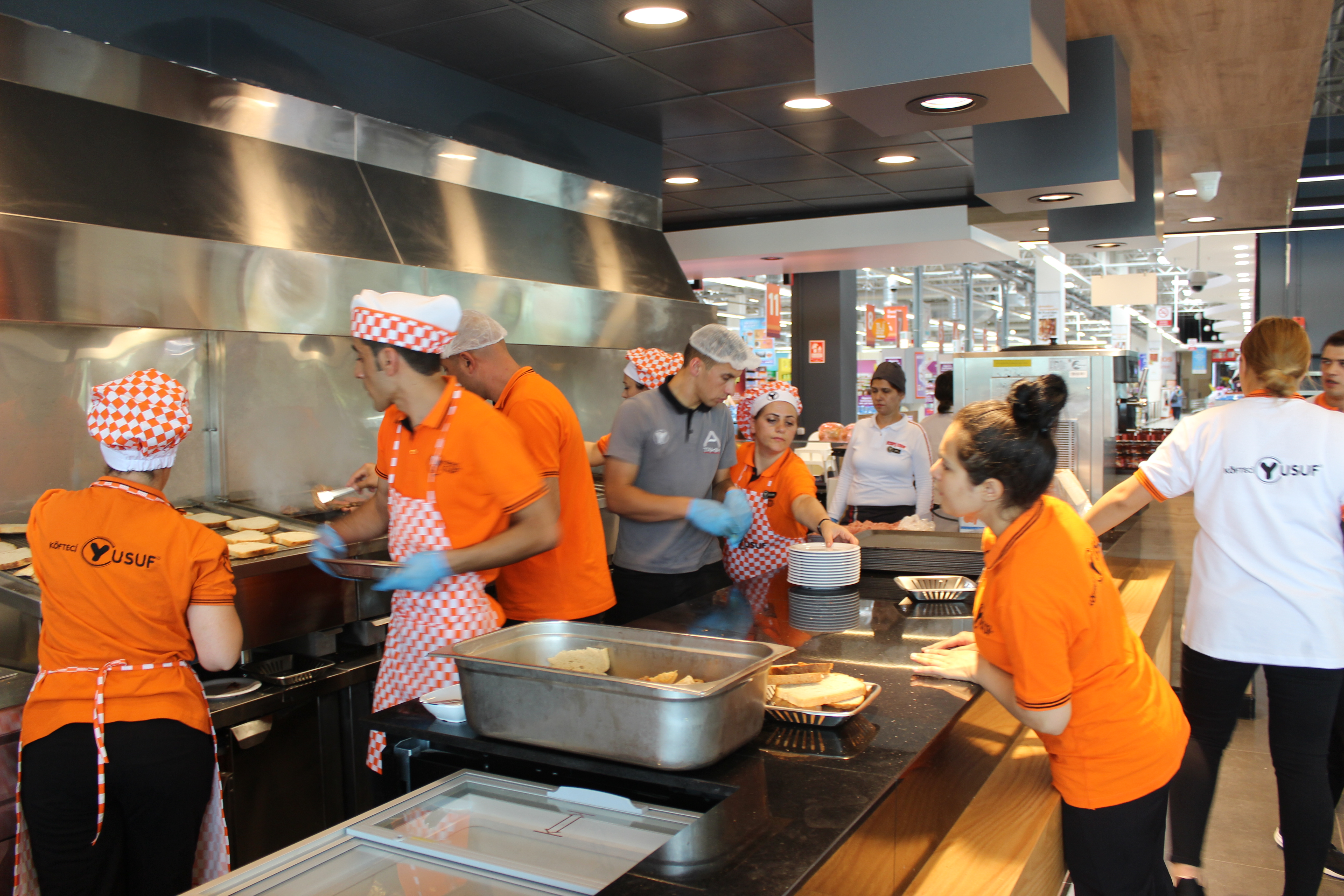 Köfteci Yusuf Açıldı