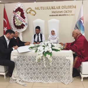 Suriyeli ve Mardinli Çift Dünya Evine Girdi