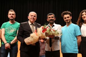 ‘Tom, Dick ve Harry’ Adlı Oyun Tekrar Seyirciyle Buluştu