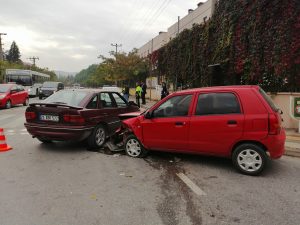 Kötekli'de Trafik Kazası: 2 yaralı