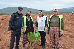 Muğla’da 200 Bin Fidan Toprakla Buluştu