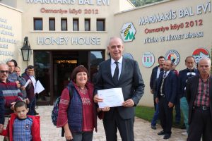 Kursiyer Çiftçilere Sertifikaları Verildi