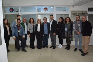 Vekil Basın Camiasından Çekildi