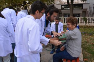 Tıp Öğrencilerinden Farkındalık