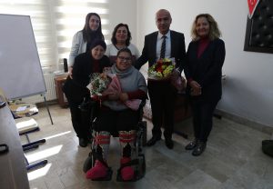 Engelli Yasemin için 'Eğitim' Seferberliği