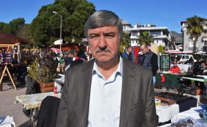 Sokak Hayvanları İçin 'İyilik Pazarı' Kuruyorlar