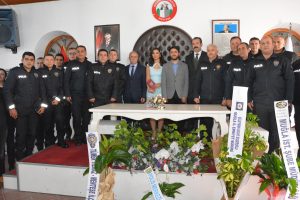 Sonsuzluğa Kelepçe Taktılar