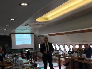 Acenteciler Bir Araya Geldi