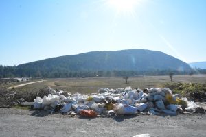 Kaldırılan Molozların Yerine Yenileri Döküldü