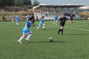 Futbolcu Gençler Kıyasıya Mücadele Etti