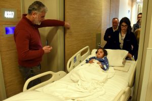 Yardımseverler 'çift burunlu' Öykü'nün yüzünü güldürdü