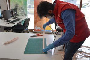 Gençlik merkezleri siperlik maske üretiyor