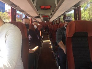 Karantina süresi dolan vatandaşlar uğurlandı