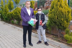 Muğla Ülkü Ocakları’ndan Çocuklara Sürpriz