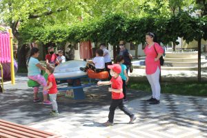 Menteşe sokakları çocuklarla doldu