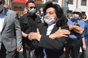 Vali Civelek, yeni görevine uğurlandı