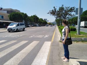 Tehlike saçan yaya geçidi isyan ettirdi