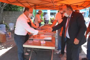 Ayasofya Camii için lokma döktürüldü