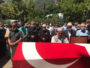 Uzunhasan son yolculuğuna uğurlandı