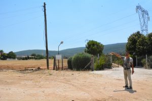 Elektrik direğinden çıkan yangın korkuttu