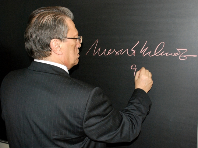 Eski Başbakan Mesut Yılmaz hayatını kaybetti