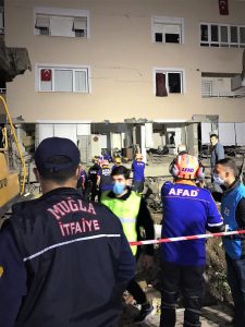 Muğla Büyükşehir İzmir’in yanında