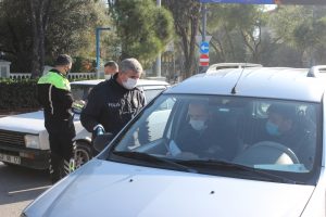 Sokağa çıkma yasağında sıkı denetim