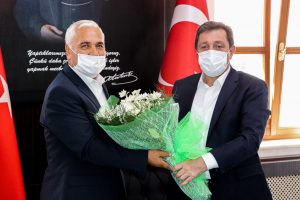 HEDEFİMİZ KENTLE BÜTÜNLEŞEN BİR KULÜP