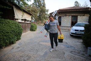 Sermin ustanın tamir ettiği buzdolabı ve klimalar bir daha bozulmuyor