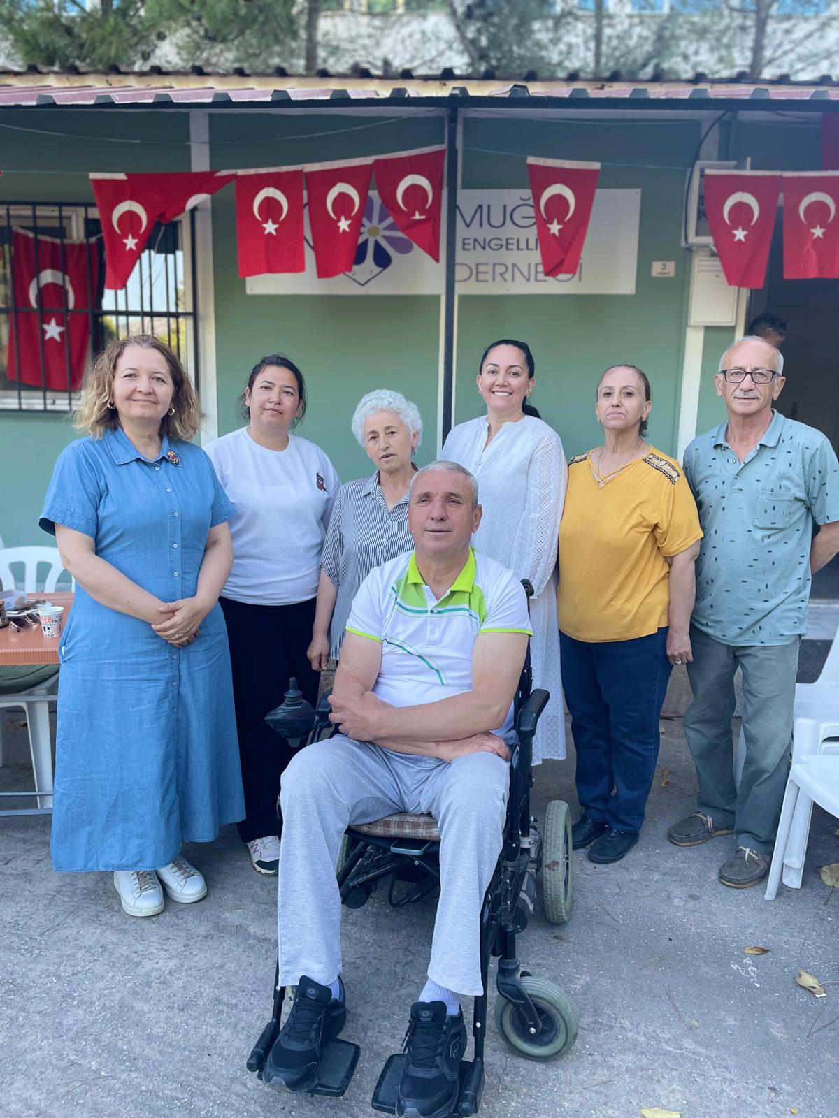 E M İ N E