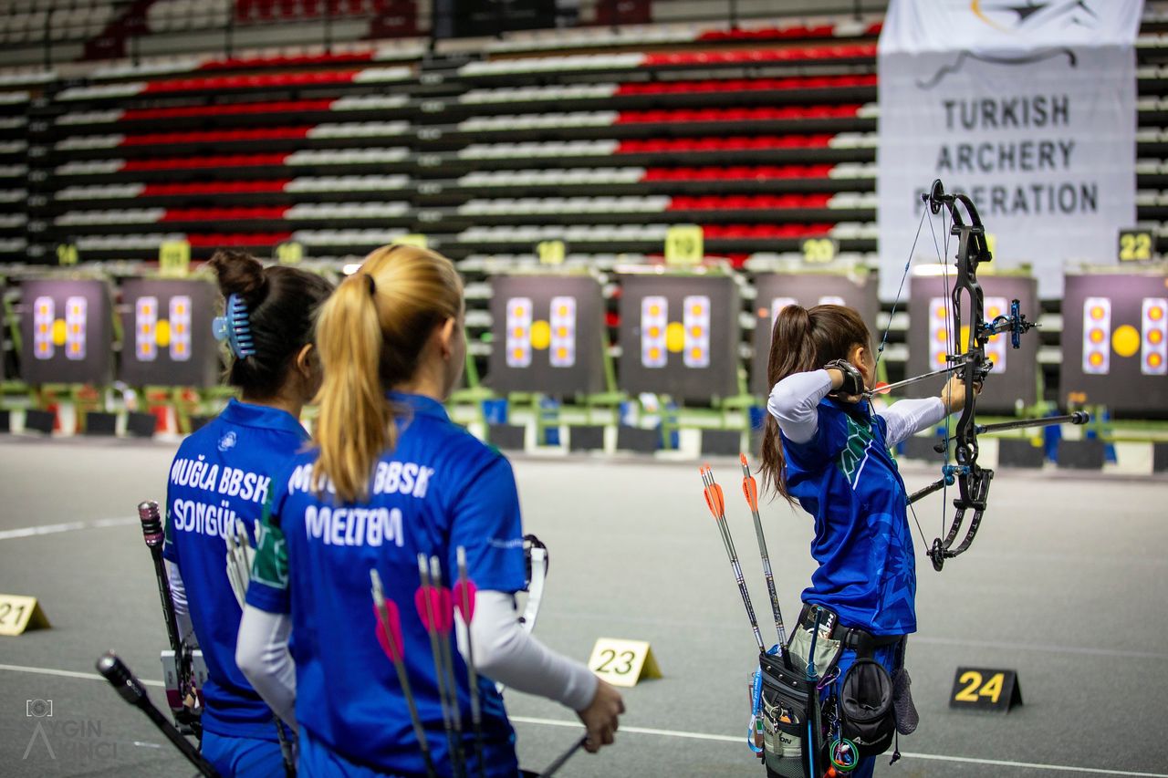 Büyükşehir Okçusu Hazal Türkiye İkincisi Oldu (7)