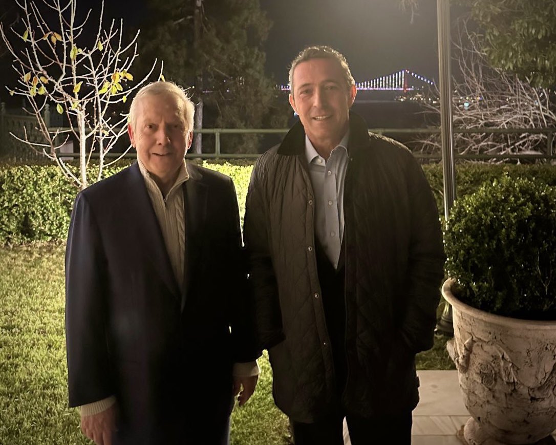 Gf M Z8E H X U A Ack Lx