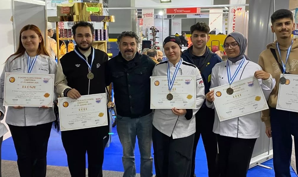 475635700 18299750494228323 2817119917783574051 N