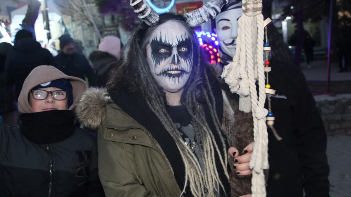 67A7Aa34764Cf623 W1200Xh674