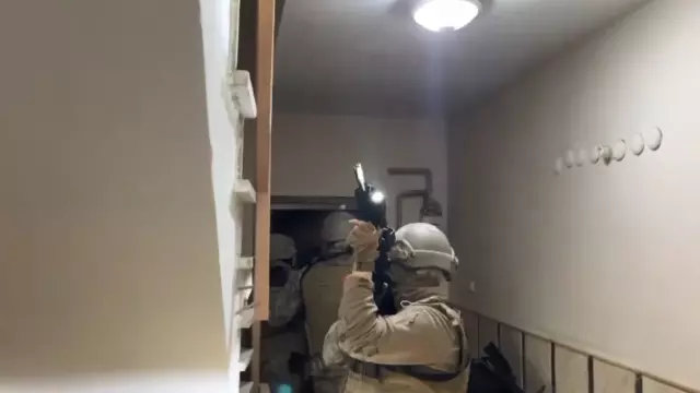 Istanbul Da Cekdar Suc Orgutune Operasyon 11 18345413 9768 M