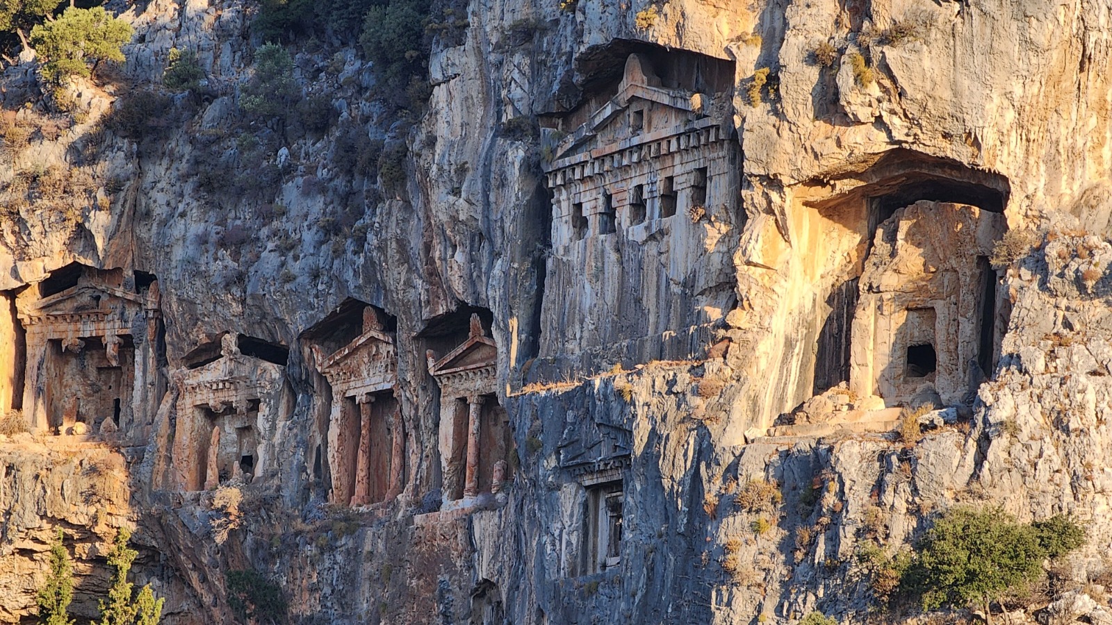 Whatsapp Image 2025 02 19 At 12.30.18