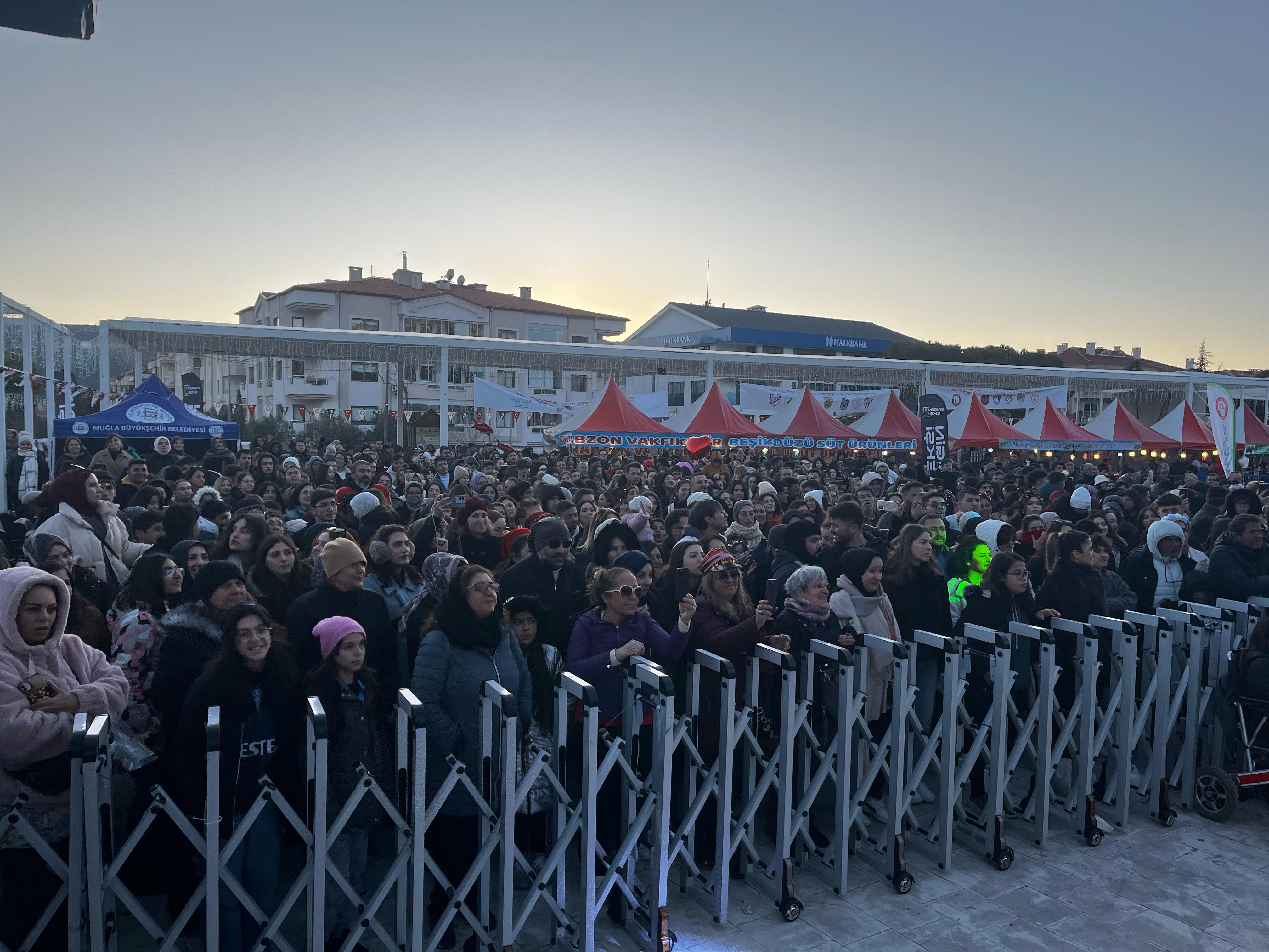 Whatsapp Image 2025 02 23 At 21.07.38 (2)