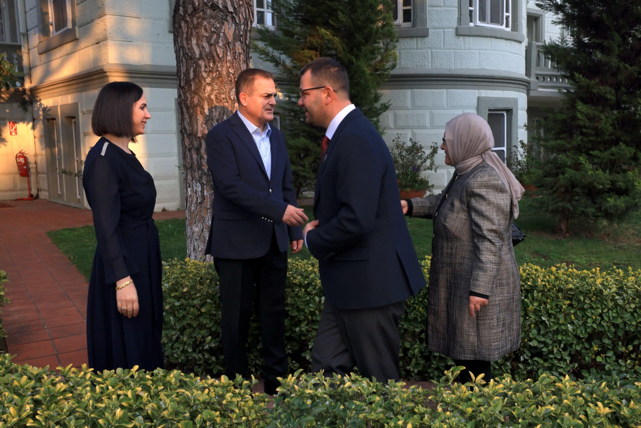 1E45F5Ce 73B0 4088 8852 40E3A5782594