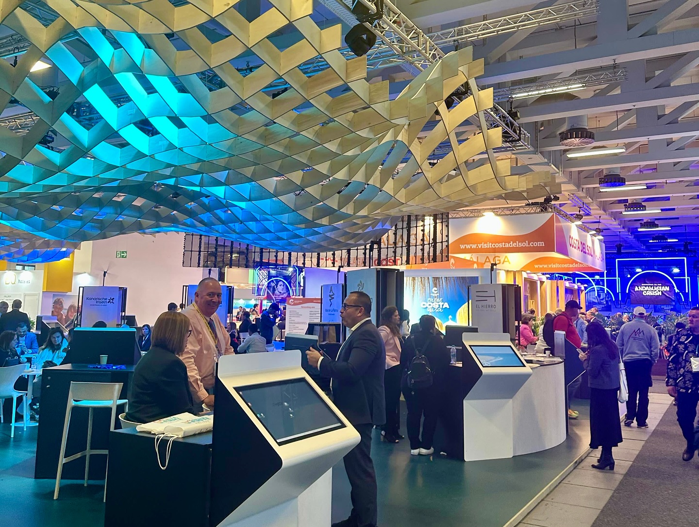 482664011 18396135427103550 3275152066535759844 N