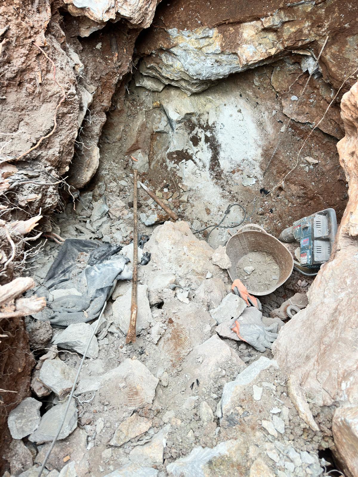 A A 20250325 37440355 37440352 M U G L A D A K A C A K K A Z I Y A P A N 3 K I S I S U C U S T U Y A K A L A N D I-1