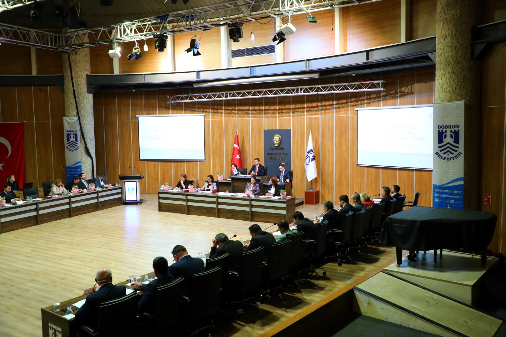 Bodrum Belediyesi Mart Ayı Olağan Meclis Toplantısı Yapıldı(2)