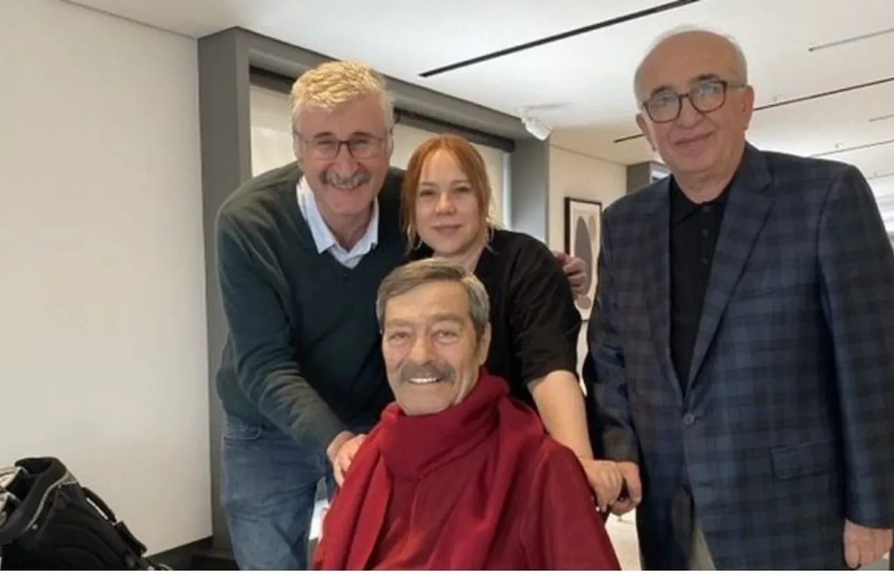 Whatsapp Image 2025 03 13 At 23.13.43 (1)