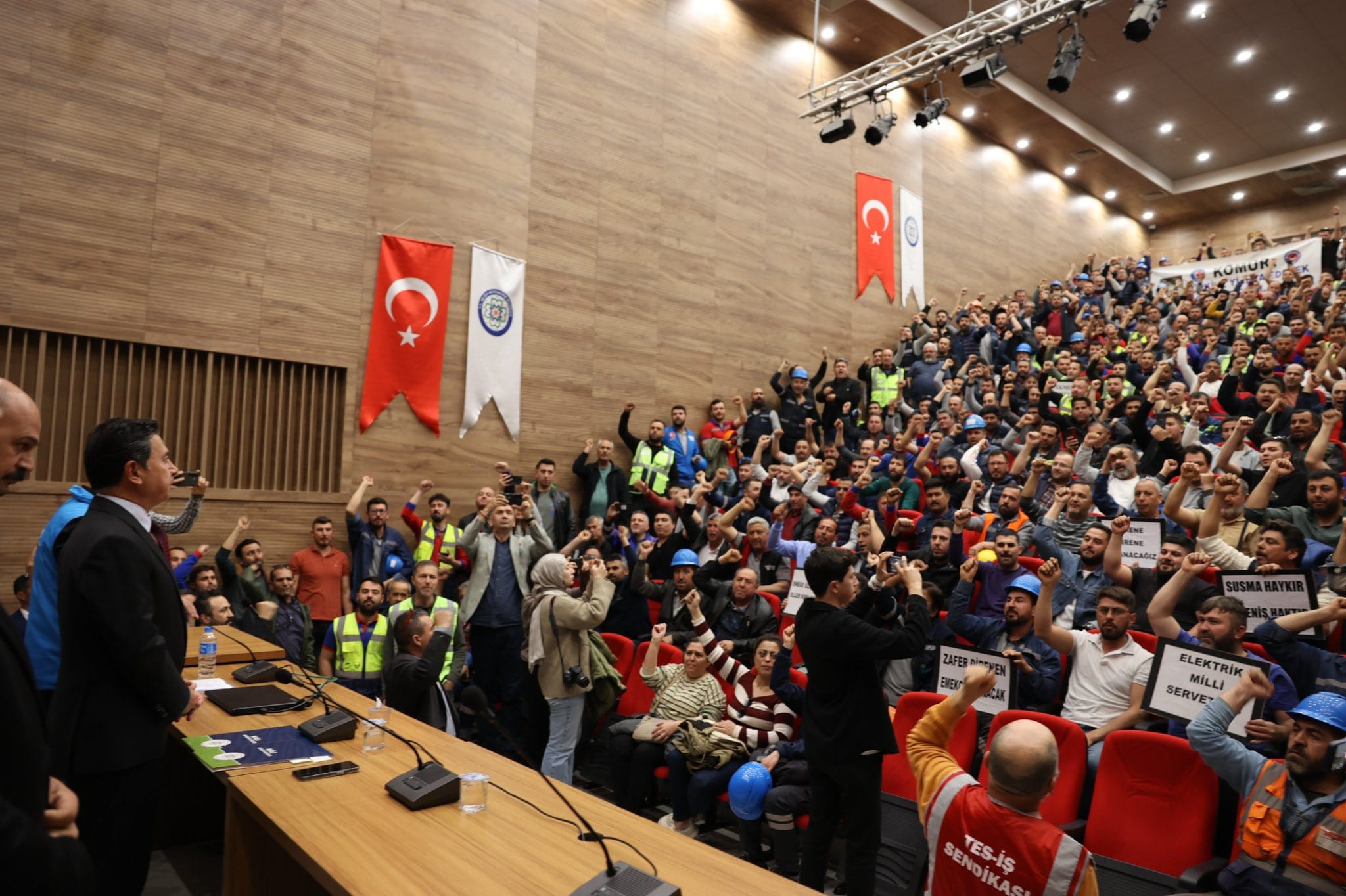 Whatsapp Image 2025 03 16 At 20.58.03