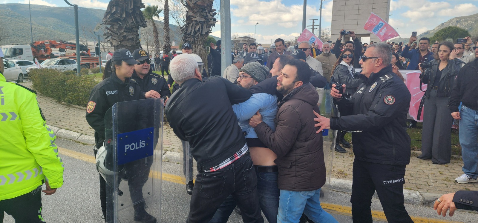 Whatsapp Image 2025 03 19 At 16.26.51 (1)