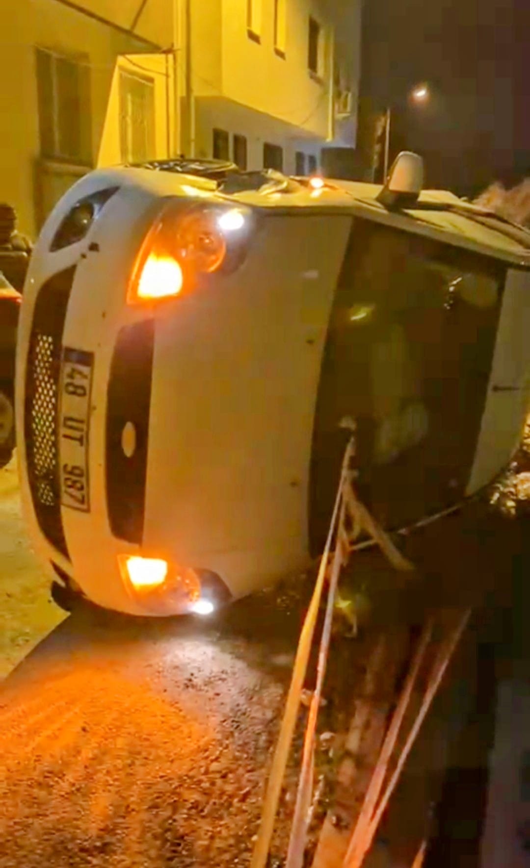 Whatsapp Image 2025 04 02 At 21.38.52 (1)