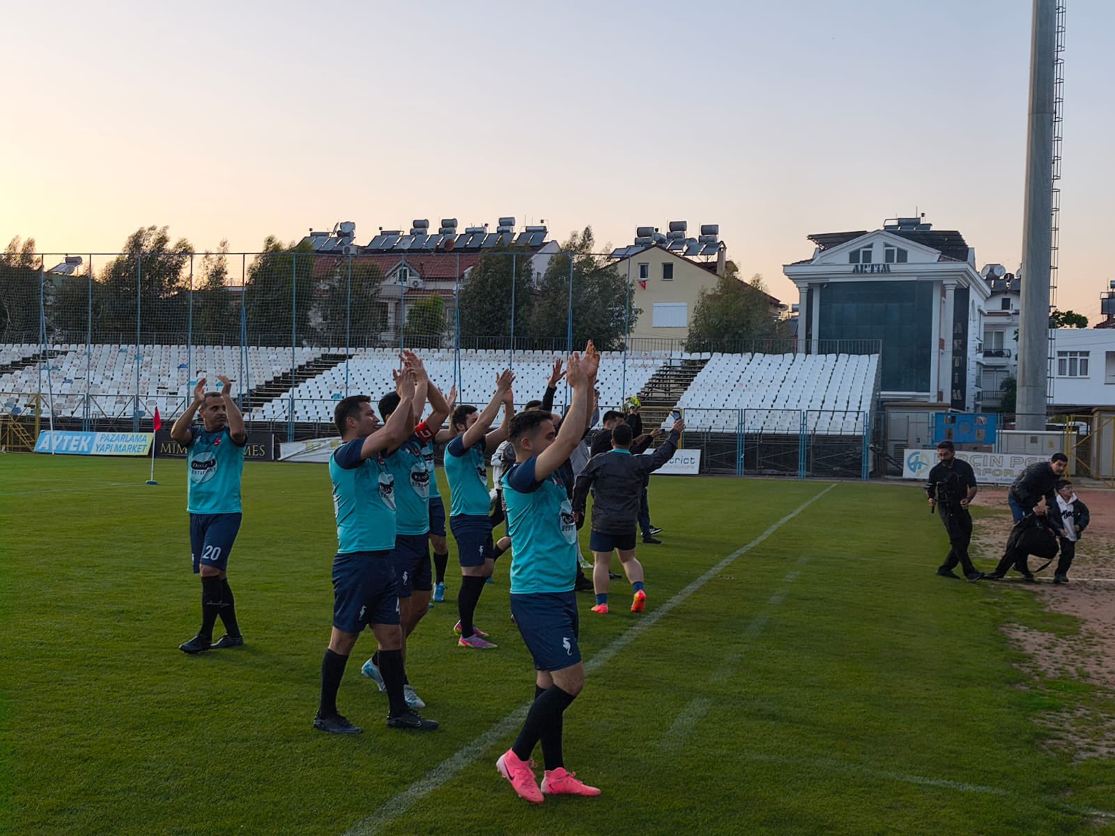 Whatsapp Image 2025 04 13 At 22.29.44