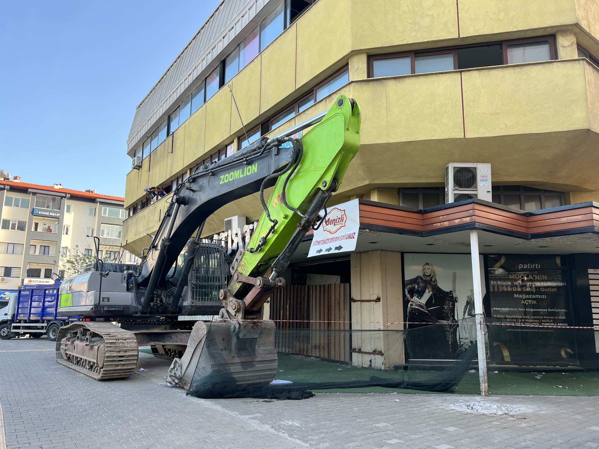 Whatsapp Image 2025 04 18 At 17.47.28 (1)-1