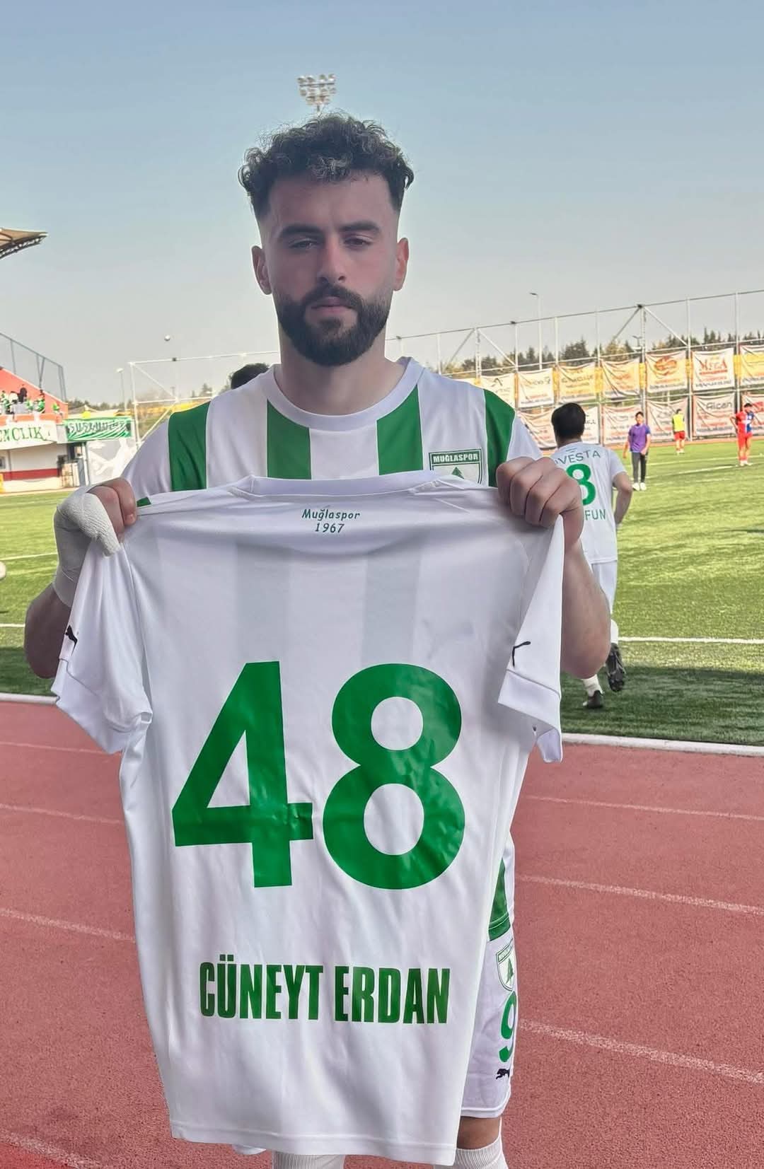 Whatsapp Image 2025 04 20 At 17.10.58