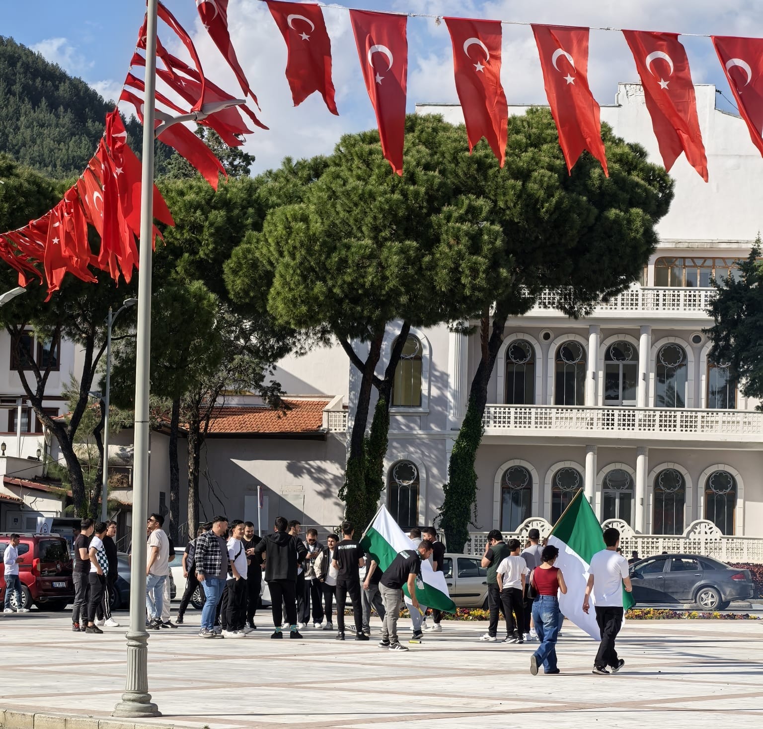 Whatsapp Image 2025 04 20 At 17.13.10