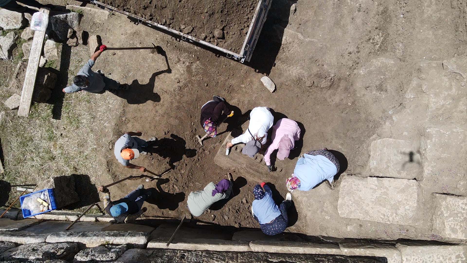 A A 20250512 37923264 37923234 L A G I N A H E K A T E K U T S A L A L A N I N D A K E N T I N G I R I S K A P I S I V E D U K K A N L A R A C I G A C I K A R I L I Y O R